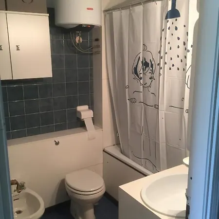 1° Garessio 2000 Apartamento *